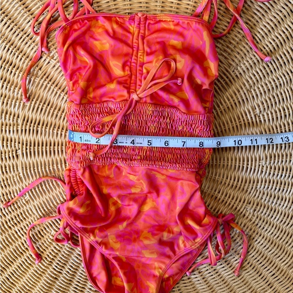 Koleha Swim One Piece - Picture 4 of 5